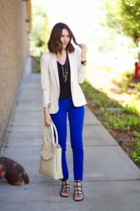 What Color Shoes to Wear With Cobalt Blue Pants