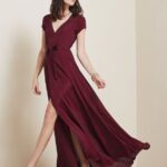 What Color Shoes to Wear With Formal Burgundy Dress