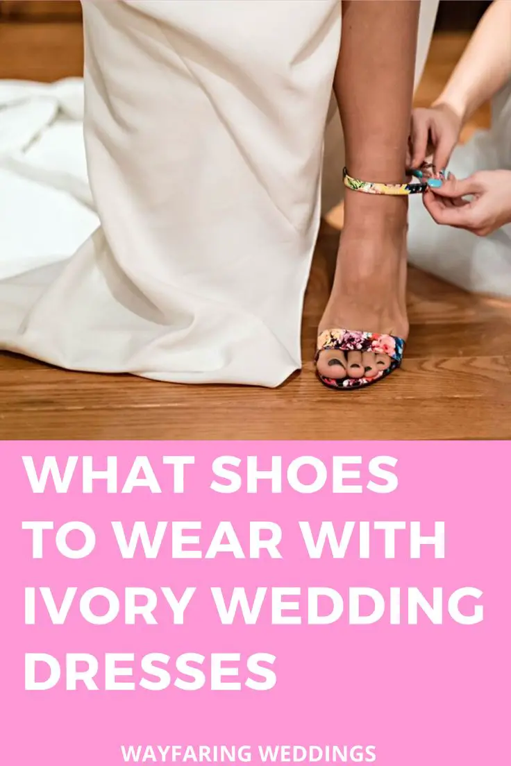 What Color Shoes to Wear With Ivory Lace Dress